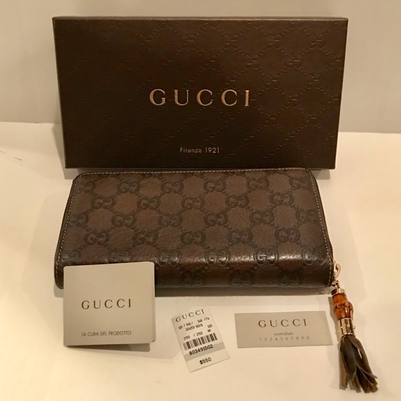 Gucci Handbags - 💞SALE💞Gucci Zip Wallet